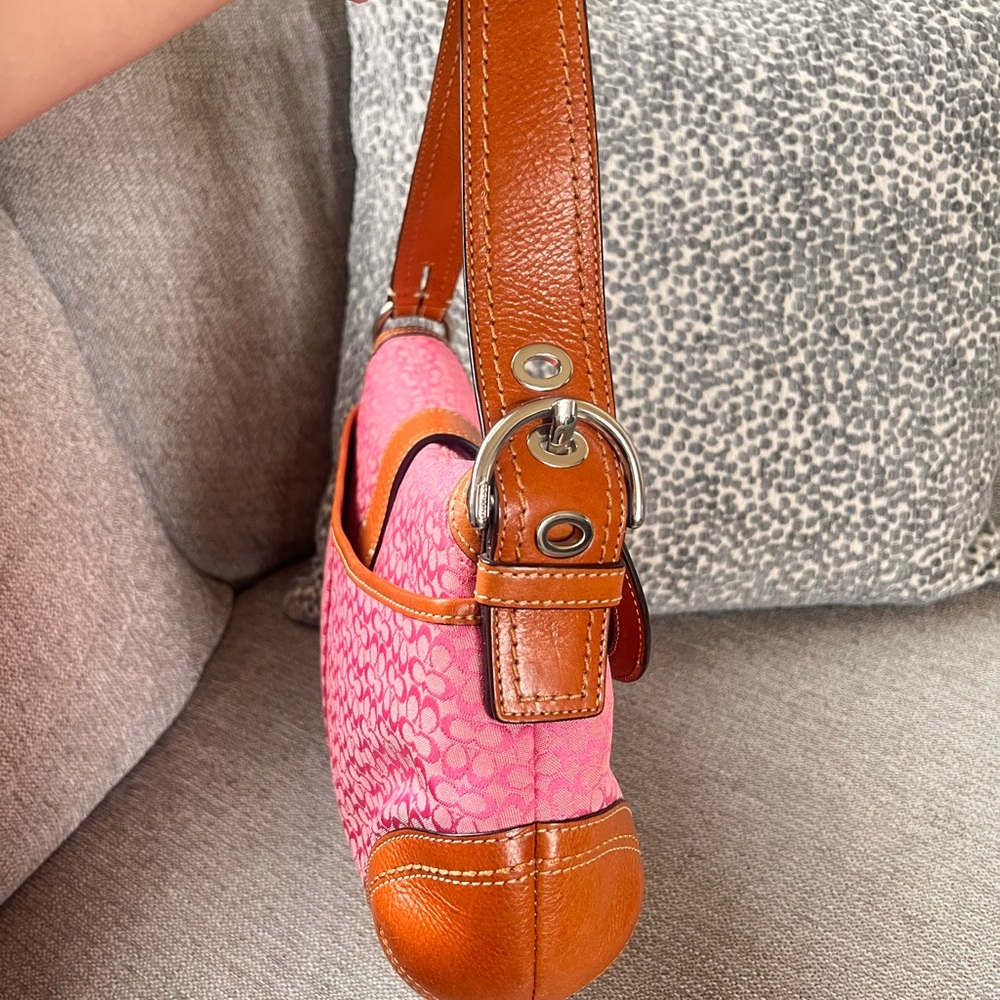 Coach Rare Pink and Brown Signature Ashley Flap Hampton Soho Shoulder Bag - Picture 4 of 9